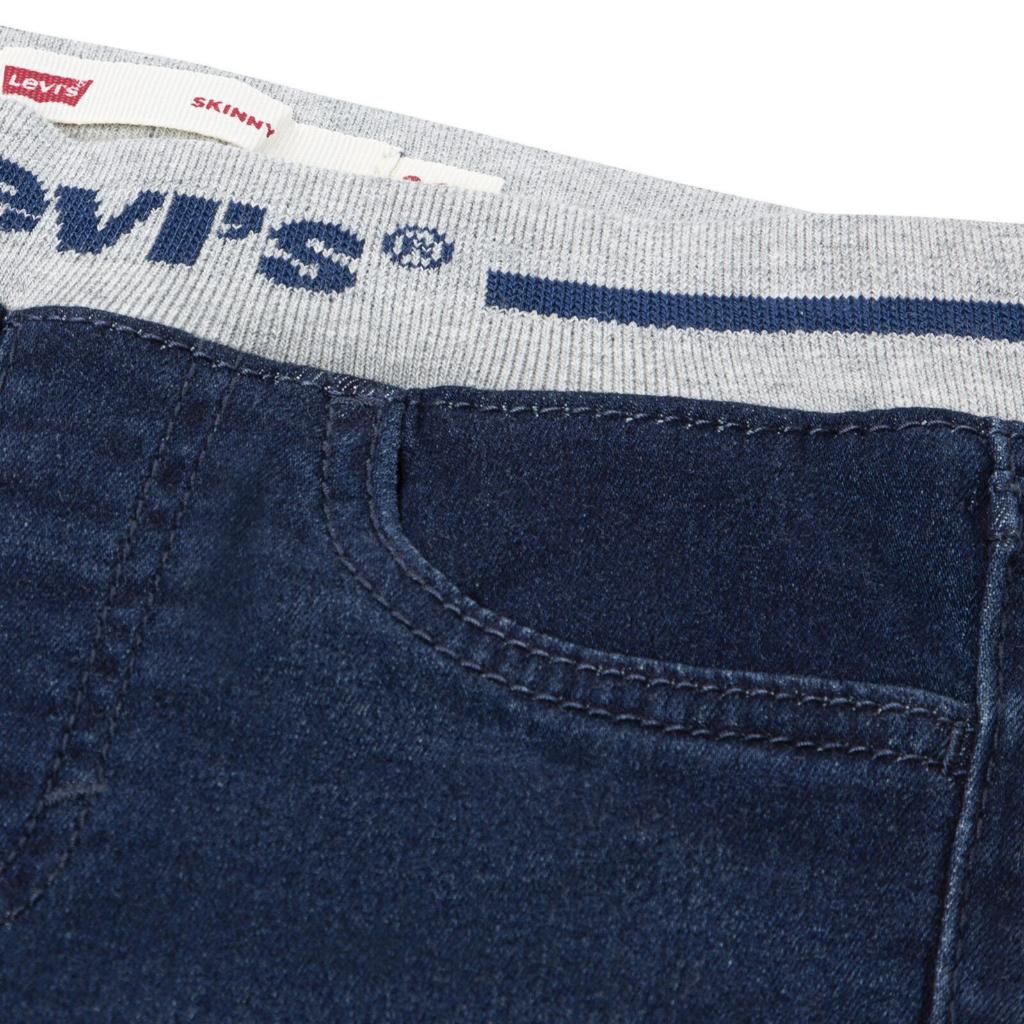 LEVIS JEANS 6E9208