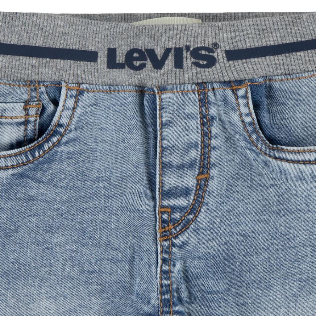 LEVIS PULL ON JEANS 9208