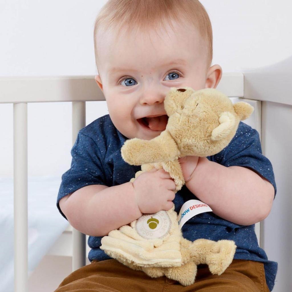 WINNIE THE POOH COMFORTER DN1461