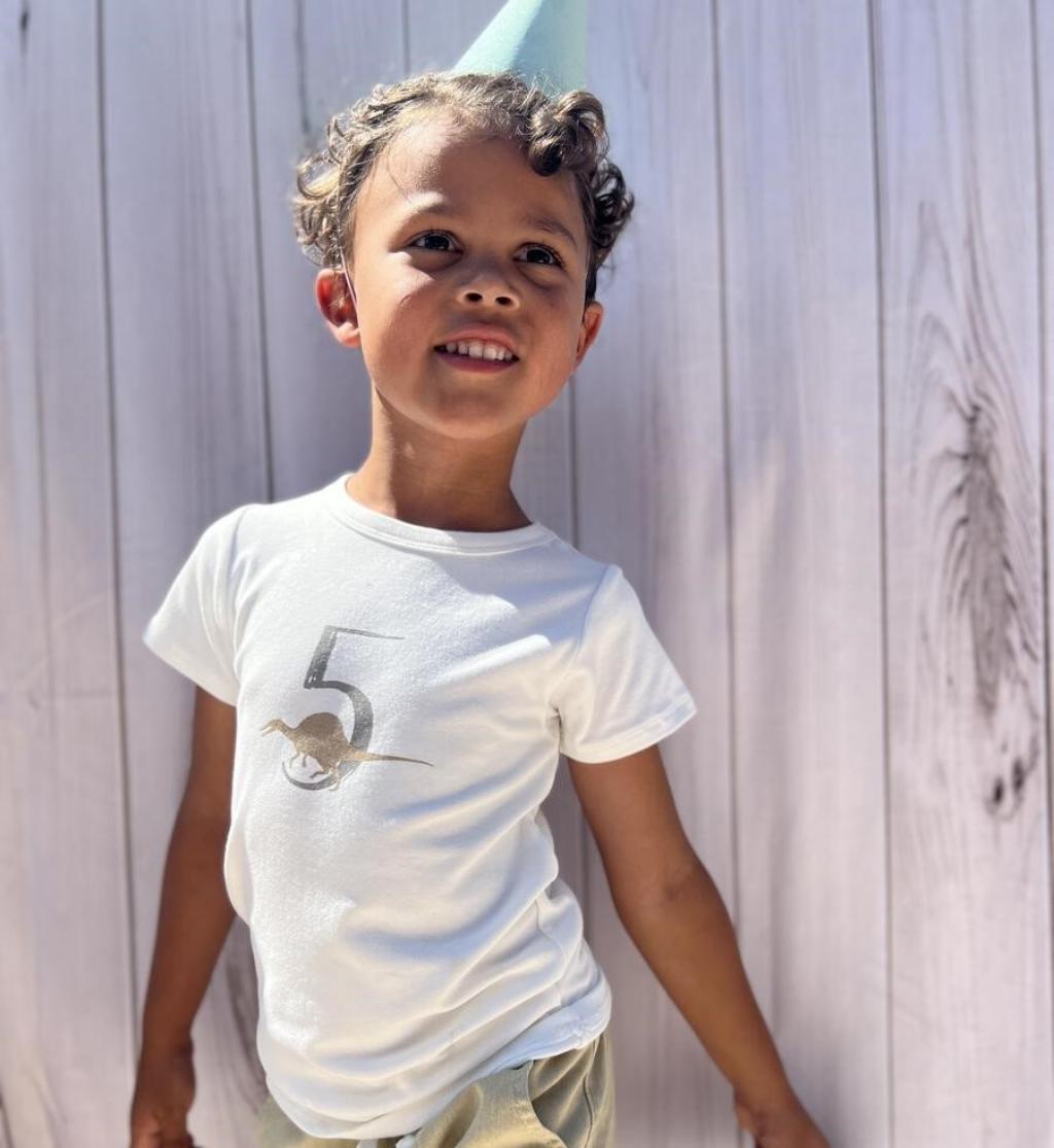 TINY VICTORIES BIRTHDAY TOP TV203F