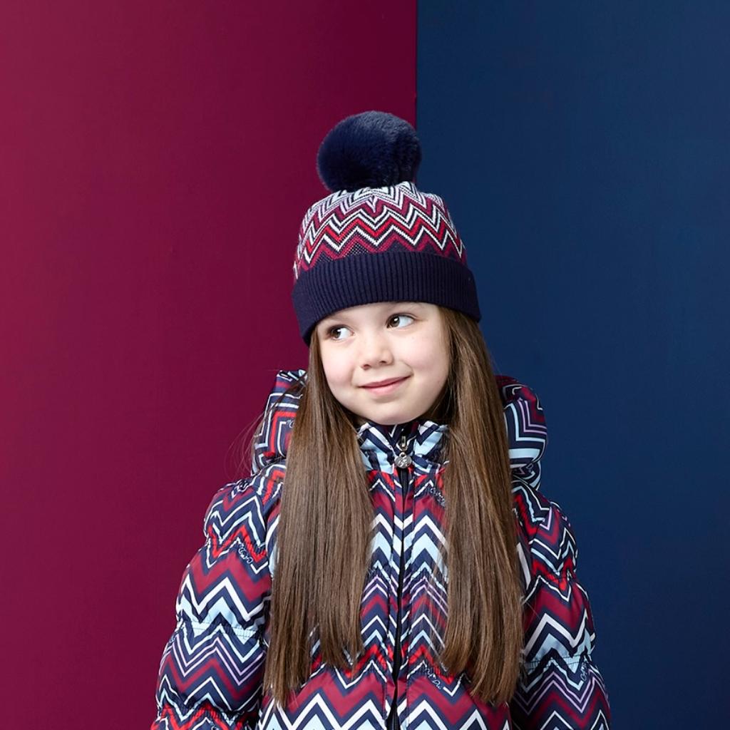 A DEE CHEVRON CHARM CHELSY HAT W263929