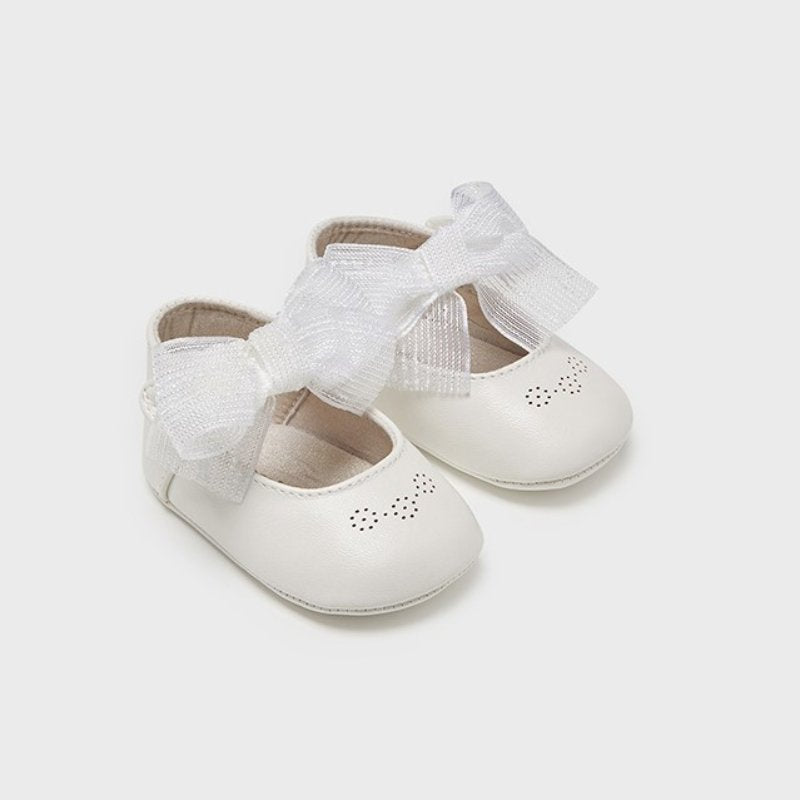 Designer baby sales shoes uk